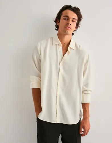 Selected Men Slhrlxcharlie Tencel Slub Ls Shirt Vardagsskjortor Vit 