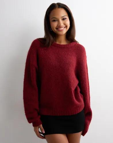 Nelly - Röd - Fuzzy Knit Sweater 