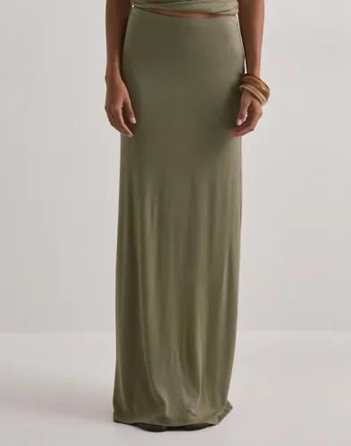 Nelly - Grön - Perfect Low Waist Maxi Skirt 