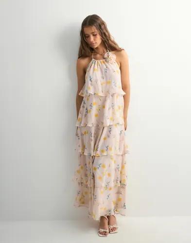 Pieces - Blommig - Pcclara Sl Long Layred Dress Kca Bc 