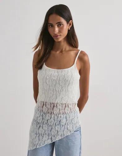 Pieces - Vit - Pcariana Sl Asymmetric Lace Top D2D