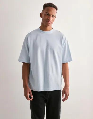 Selected Men Slhlooseoscar Ss O-Neck Tee Noos Oversized t-shirts Blå 