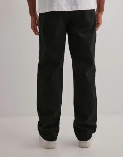 Woodbird Leroy Craven Black Jeans Loose fit jeans Svart 