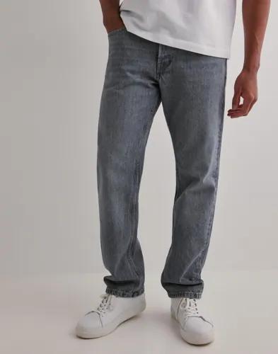 Se topplista för Jeans