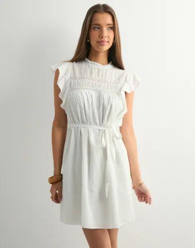 Vero Moda - Vit - Vmtrine Sl Short Lace Dress Wvn Ga 