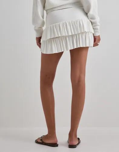 Nelly - Vit - Mini Frill Skirt 