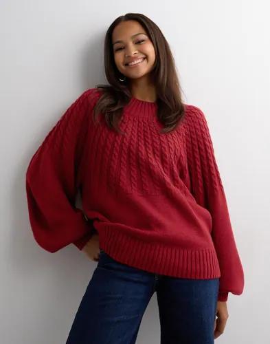 Nelly - Röd - Round Braided Knit Sweater 